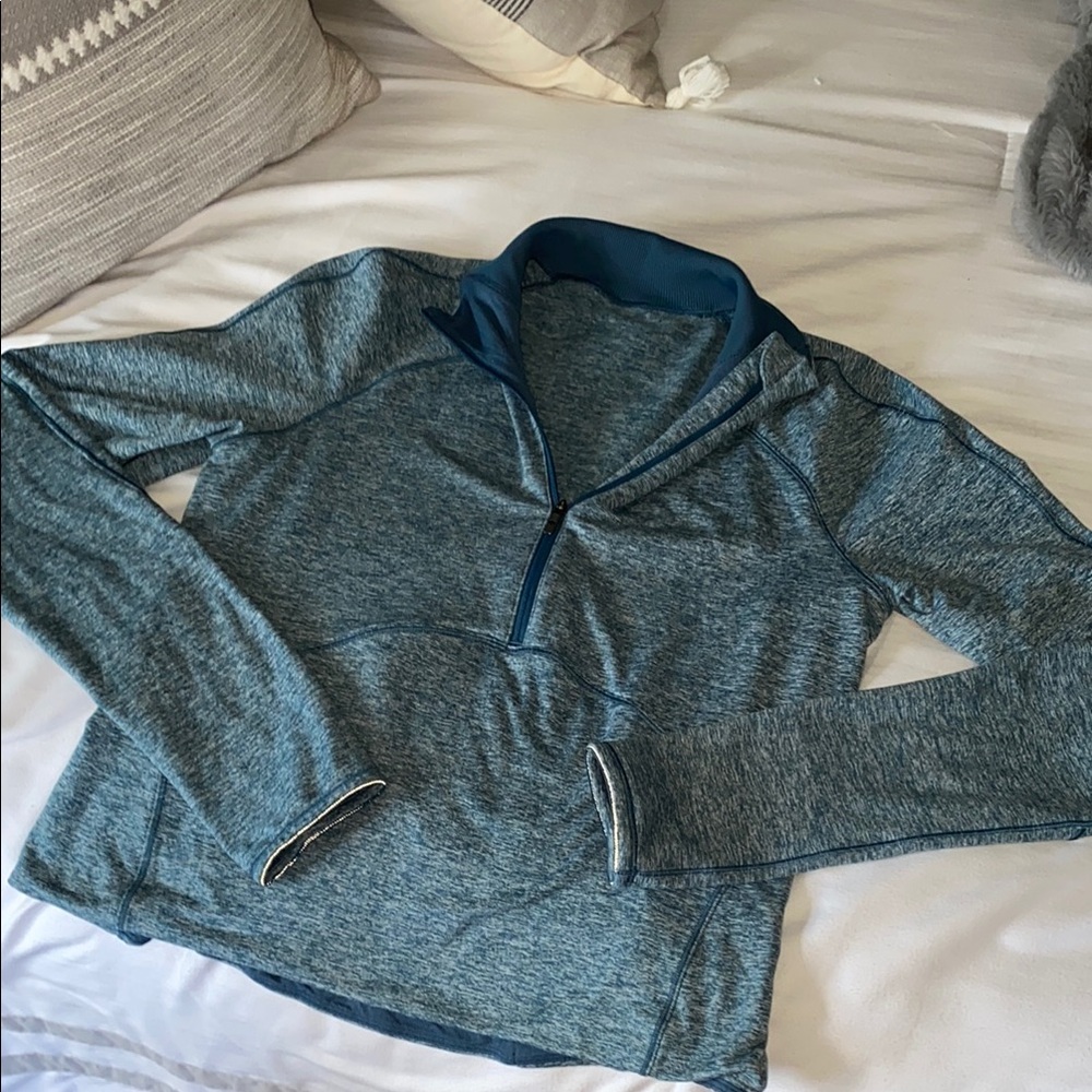 Lululemon blue quarter zip top